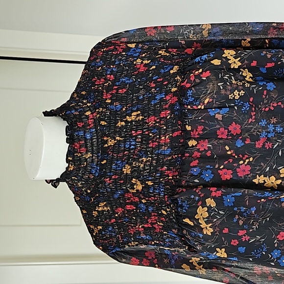 NWOT Size Large Laundry By Shelli Segal Long Sleeve Blouse - Picture 3 of 11